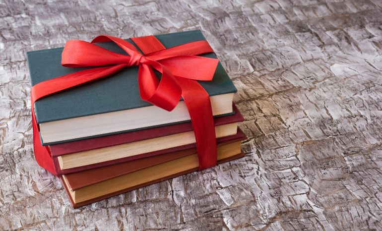 How to Choose the Perfect Book as a Gift: Expert Tips from Book Alist